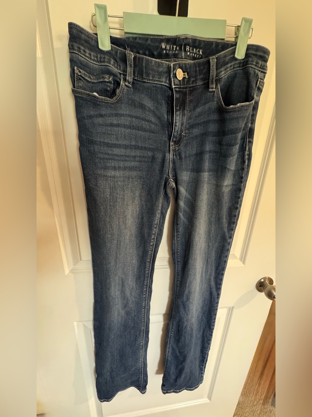 White House Black Market Scalloped Hem Dark Wash Jeans Size 6R